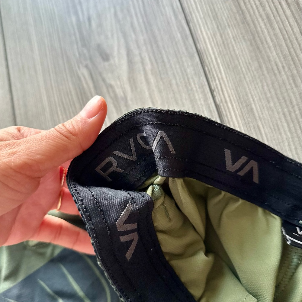 RVCA Board Shorts - Picture 6 of 7